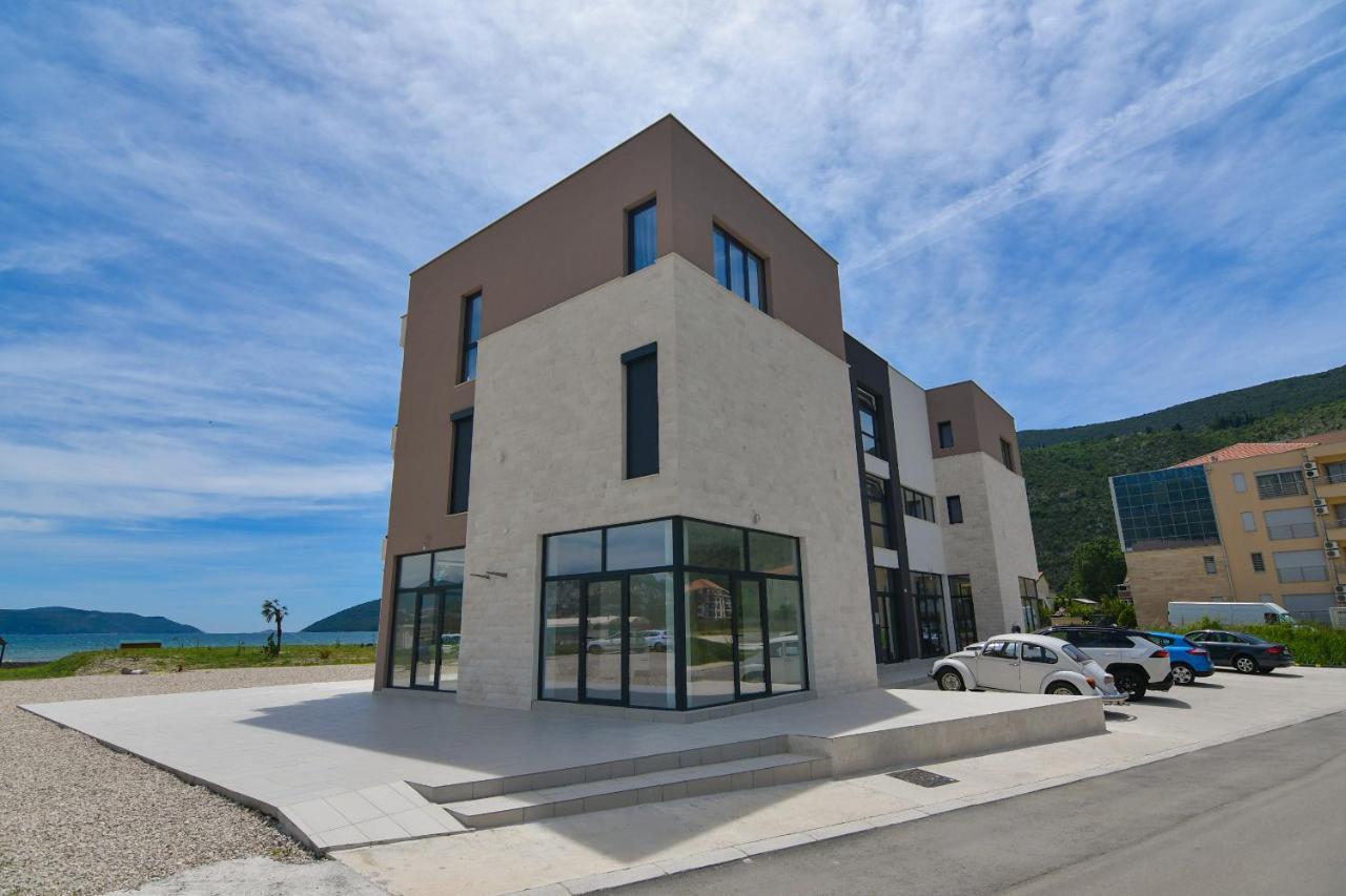 Apartmani Porat Igalo Exterior foto